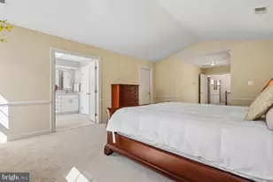 13236 Maplecrest Dr, Potomac, MD 20854 - Photo 20