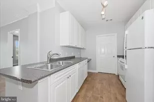 501 Hungerford Dr, Rockville, MD 20850 - Photo 18
