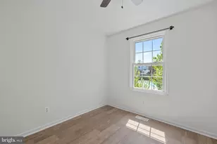 1095 Travis Ln, Gaithersburg, MD 20879 - Photo 8