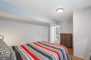 8304 Mariner Ct, Gaithersburg, MD 20882 - Photo 46