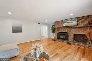 8304 Mariner Ct, Gaithersburg, MD 20882 - Photo 14