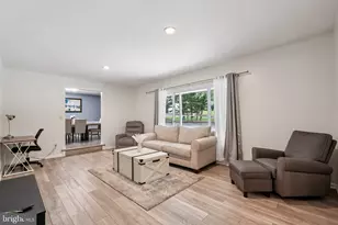 8304 Mariner Ct, Gaithersburg, MD 20882 - Photo 10