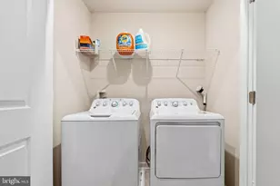 16233 Connors Wy, Rockville, MD 20855 - Photo 12