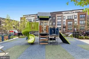 16233 Connors Wy, Rockville, MD 20855 - Photo 30