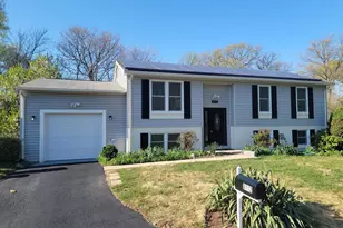 8112 Shady Spring Dr, Gaithersburg, MD 20877 - Photo 2