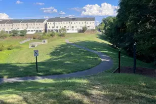 19461 Dover Cliffs Cir, Germantown, MD 20874 - Photo 24