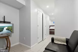 6216 Hollins Dr, Bethesda, MD 20817 - Photo 40