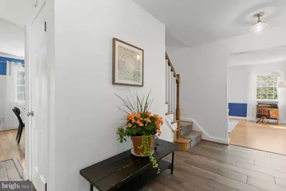 6216 Hollins Drive, Bethesda, MD 20817 - Photo 4