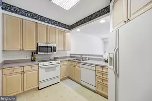 3005 S Leisure World Blvd S, Silver Spring, MD 20906 - Photo 4