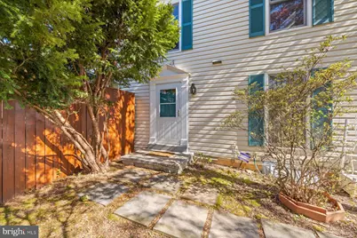 39 Triple Crown Court, Gaithersburg, MD 20878 - Photo 2