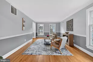 14 Fairwood Ct, Rockville, MD 20850 - Photo 6