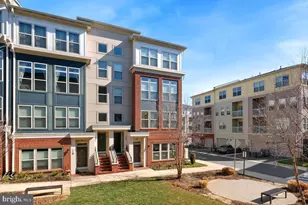 123 Copley Cir, Gaithersburg, MD 20878 - Photo 2