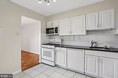 9900 Georgia Avenue #27-613, Silver Spring, MD 20902 - Photo 6