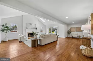 9814 Gartrell Pl, Kensington, MD 20895 - Photo 6