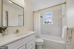 9814 Gartrell Pl, Kensington, MD 20895 - Photo 20