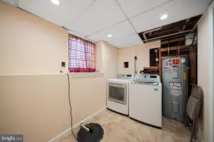 19517 Laguna Dr, Gaithersburg, MD 20879 - Photo 24