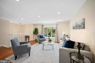 19517 Laguna Dr, Gaithersburg, MD 20879 - Photo 4