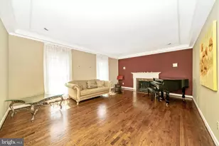 12929 Esworthy Rd, North Potomac, MD 20878 - Photo 10