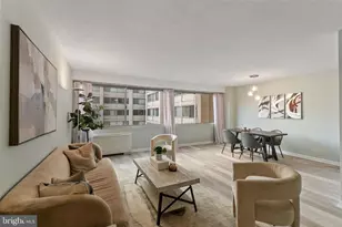 4515 Willard Ave, Chevy Chase, MD 20815 - Photo 6