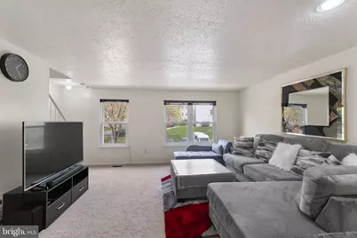 11506 Aberstraw Way, Germantown, MD 20876 - Photo 10