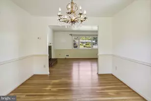 11817 Charen Ln, Potomac, MD 20854 - Photo 32