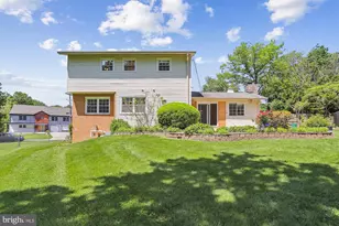 11817 Charen Ln, Potomac, MD 20854 - Photo 6