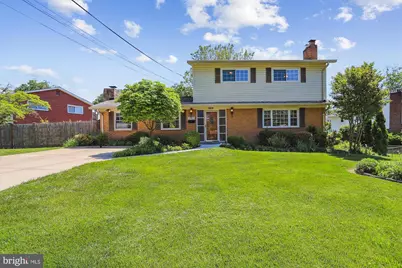 11817 Charen Lane, Potomac, MD 20854 - Photo 2