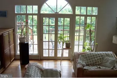 9405 Locust Hill Road, Bethesda, MD 20814 - Photo 6