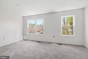 13860 Crosstie Dr, Germantown, MD 20874 - Photo 16