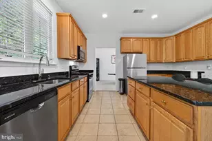 14034 Natia Manor Dr, North Potomac, MD 20878 - Photo 12
