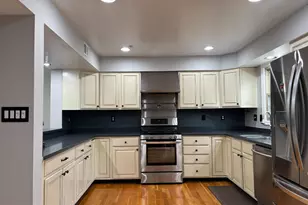 10166 Treble Ct, Rockville, MD 20850 - Photo 6