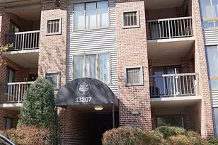 13207 Chalet Dr, Germantown, MD 20874 - Photo 2