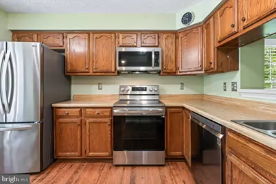 20540 Lowfield Drive, Germantown, MD 20874 - Photo 18