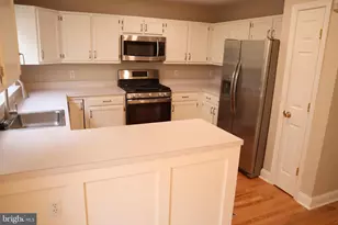 19053 Sawyer Terrace, Germantown, MD 20874 - Photo 8