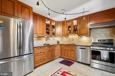 4620 N Park Avenue #1205 E, Chevy Chase, MD 20815 - Photo 14