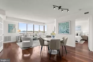 10101 Grosvenor Pl, Rockville, MD 20852 - Photo 2