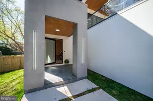 8908 Mohawk Ln, Bethesda, MD 20817 - Photo 6