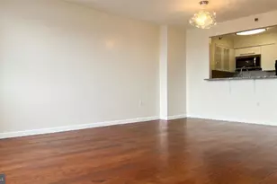 10101 Grosvenor Pl, North Bethesda, MD 20852 - Photo 4