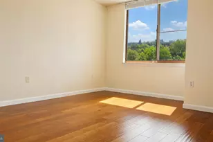 10101 Grosvenor Pl, North Bethesda, MD 20852 - Photo 6