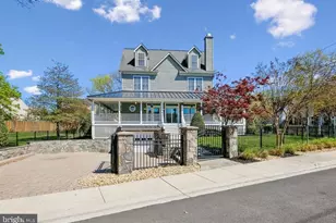 4557 Fairfield Dr, Bethesda, MD 20814 - Photo 2