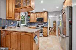 20080 Doolittle St, Gaithersburg, MD 20886 - Photo 8