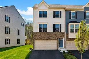 19753 Grn Vlg Dr, Montgomery Village, MD 20886 - Photo 2