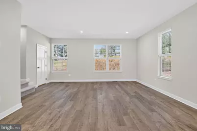 19753 Green Village Drive, Montgomery Village, MD 20886 - Photo 14