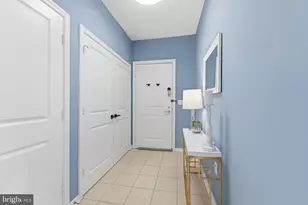 8045 Newell St, Silver Spring, MD 20910 - Photo 2