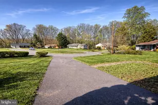 16725 Frontenac Terrace, Derwood, MD 20855 - Photo 10