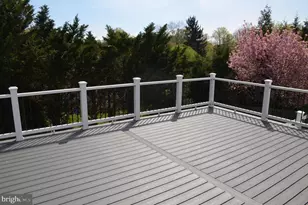 9012 Paddock Ln, Rockville, MD 20854 - Photo 12