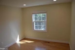 9012 Paddock Ln, Rockville, MD 20854 - Photo 46