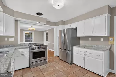 7215 Rollingwood Drive, Chevy Chase, MD 20815 - Photo 10