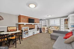 7215 Rollingwood Dr, Chevy Chase, MD 20815 - Photo 24