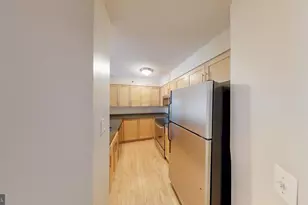 7500 Woodmont Ave, Bethesda, MD 20814 - Photo 6